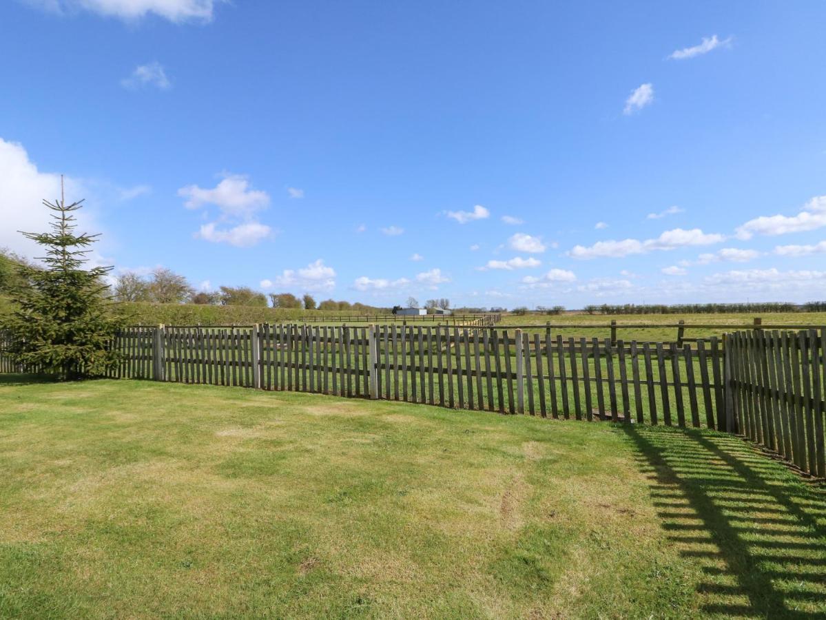 Sheppard'S Hut Villa Terrington Saint Clement ภายนอก รูปภาพ